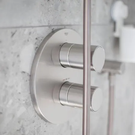 Relax With Swimming Pool And Mountain View