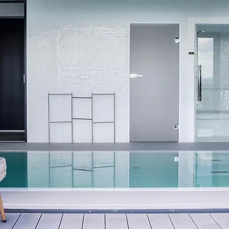 Relax With Swimming Pool And Mountain View *