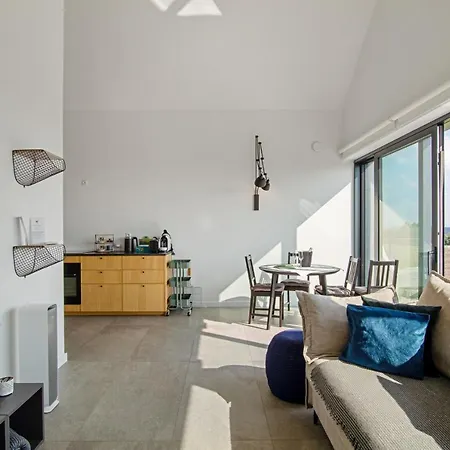 Relax With Swimming Pool And Mountain View * Bukow