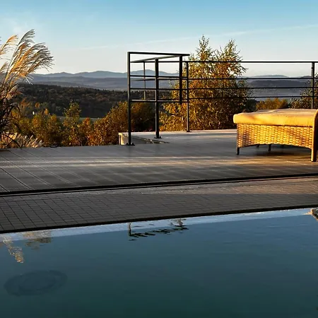 Relax With Swimming Pool And Mountain View * Bukow