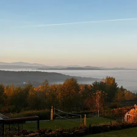 Villa Relax With Swimming Pool And Mountain View
