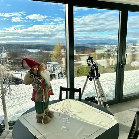 Relax With Swimming Pool And Mountain View Bukow