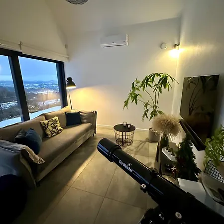 Villa Relax With Swimming Pool And Mountain View