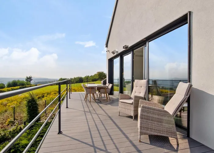 וילה Relax With Swimming Pool And Mountain View Bukow