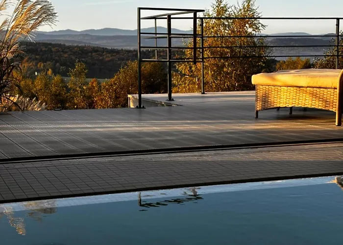 Relax With Swimming Pool And Mountain View * Bukow